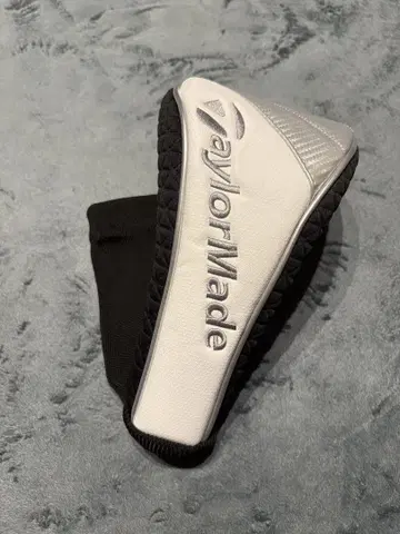 TaylorMade 드라이버용 골프헤드커버 화이트/블랙