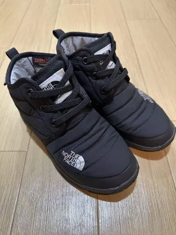 THE NORTH FACE 트랙션 라이트 V 처카 부츠