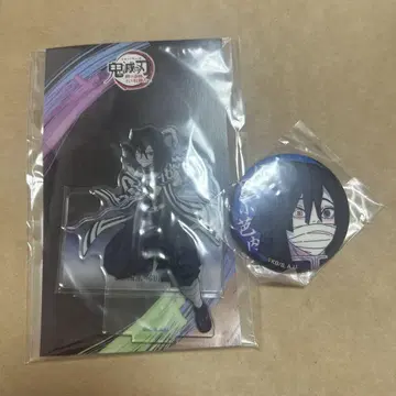 귀멸의 칼날 아크릴 스탠드 & 캔뱃지 세트 이구로 오바나이