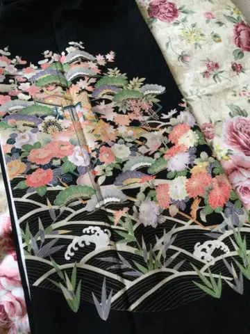 순수 실크 블랙 전통 예복 기모노 유젠 한 번 사용한 새상품급