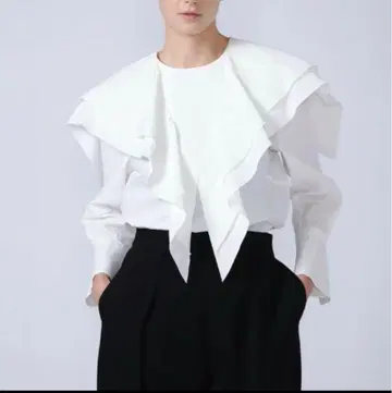 ADORE 코튼 나일론 덤프 블라우스 화이트 23SS