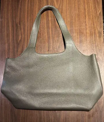 CUYANA 숄더백 올리브 그린