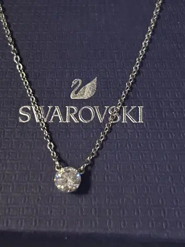 Swarovski 스와로브스키 심플 펜던트 목걸이