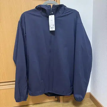 UNIQLO 포켓터블 UV컷 후드티/NANODESIGN