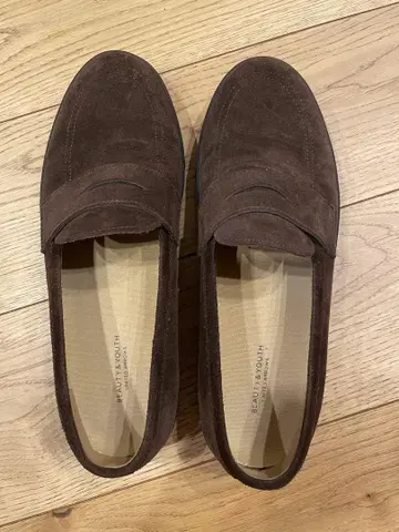 뷰티 앤 유스 브라운 스웨이드 로퍼