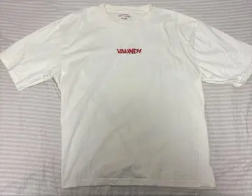 VAUNDY 티셔츠