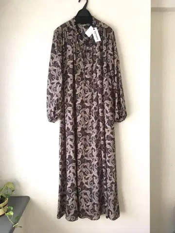 BABYLONE 올 패턴 원피스 페이즐리
