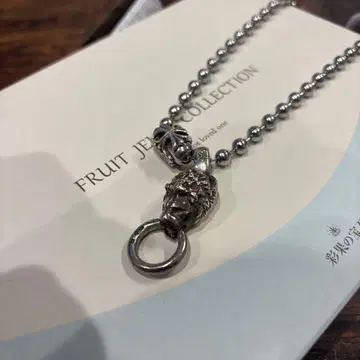 가보르 라이온 목걸이