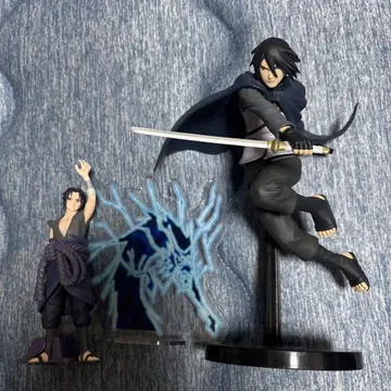 지금만 가격 인하 중 우치하 사스케 2체 세트