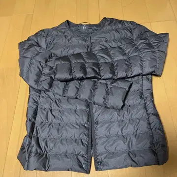 UNIQLO 그레이 다운 자켓 M 사이즈