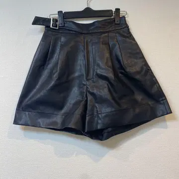 [ MOUSSY ] 가죽 숏팬츠 블랙 벨트 포함