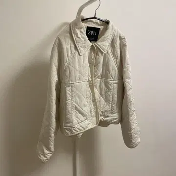 ZARA 아이보리 퀼팅 자켓 S 사이즈