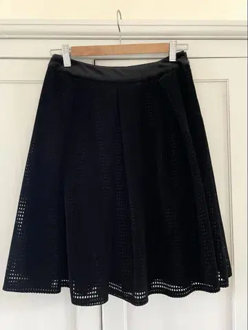 M'S GRACY 블랙 플레어 스커트 38