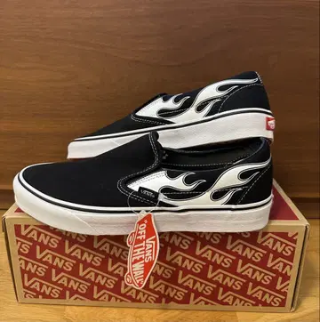 VANS 슬립온 블랙 프레임 패턴
