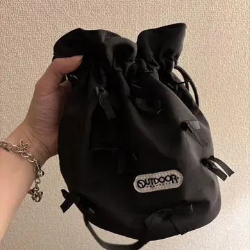 OUTDOOR 블랙 숄더백