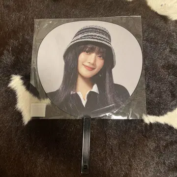 i-dle 아이-dle 민니 부채
