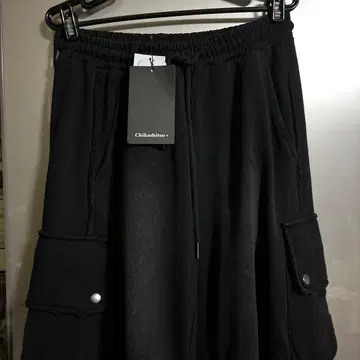 XU CHIKASHITSU PLUS + 새상품 한정품 팬츠