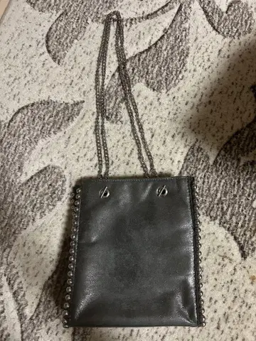 블랙 핸드백