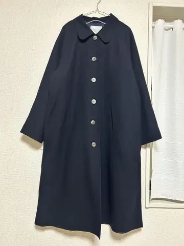 PINORE 네이비 버튼 롱 코트