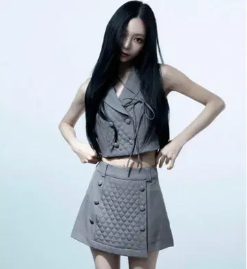 MELT THE LADY quilting mini skirt gray