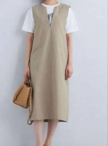 그린 레이블 릴랙싱 그레이지 V넥 원피스