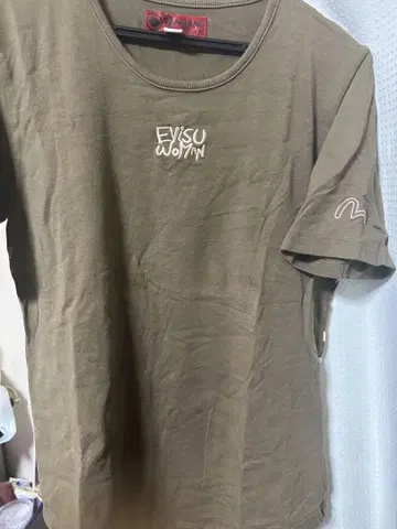 EVISU 카키 T셔츠 사이즈 36