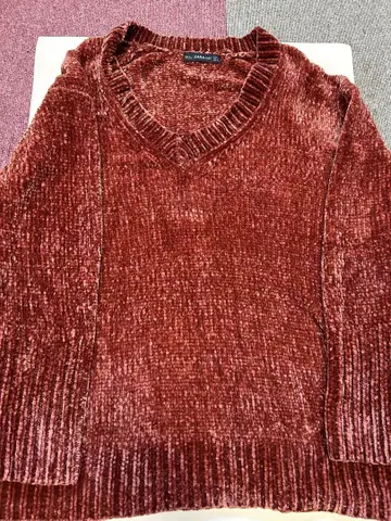 ZARA KNIT 빨간색 V넥 스웨터