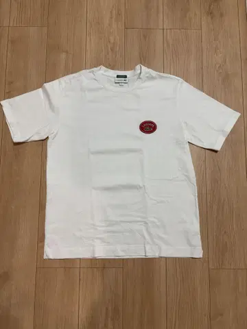LACOSTE x BEAMS / 별주 빈티지 배지 T셔츠