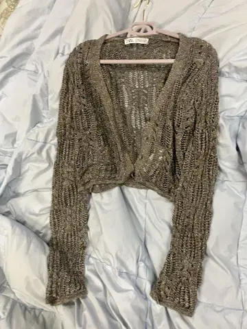 ZARA 실버 크롭 긴팔 가디건