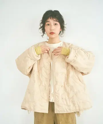 가격 인하 택 포함 새상품 [tumugu:] 츠무구 코튼 새틴 퀼트 자켓