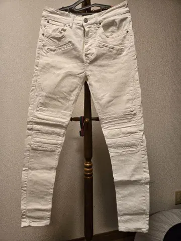 ZARA MAN DENIM COLLECTION 화이트 스키니 데님