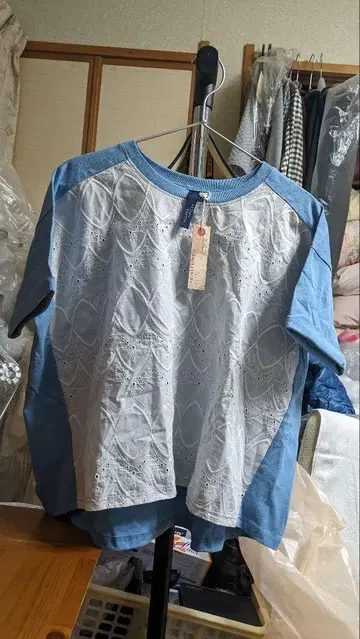 반팔 티셔츠 (chloro sister)