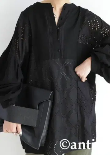 안티카 패치워크 레이스 셔츠 블랙