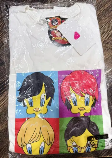 트위티 x 아반티즈 빌레방 한정판 콜라보 T셔츠