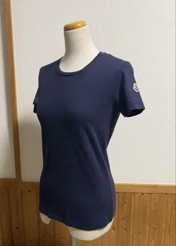 네이비 반팔 크루넥 티셔츠