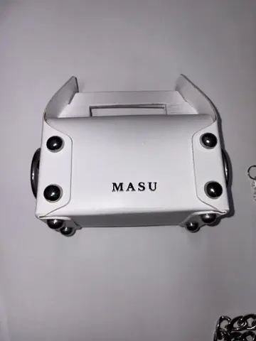 MASU 24AW LEATHER CAKE MINI BAG WHITE