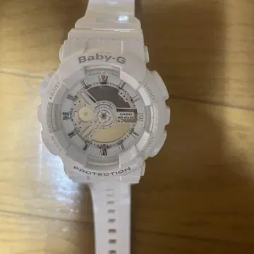 Baby-G 화이트 디지털 워치