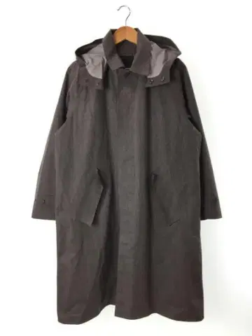 [ 데상트 포즈 ] 고내구성 투습 소재 스탠 칼라 후디 코트 발마칸