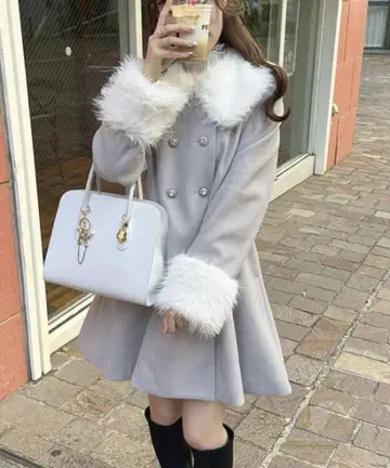 아프레 주르 [ 6주년 기념 아이템 ] 인조 모피 비쥬 코트 색스 블루