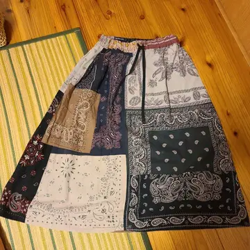 TIGREBROCANTE 티그르브로칸테 리메이크 스커트