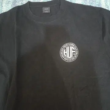 HUF 블랙 로고 긴팔 티셔츠