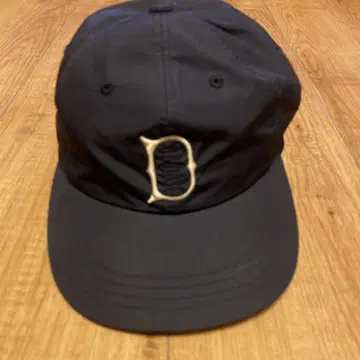 THE H.W.DOG&CO. 네이비 D 자수 캡
