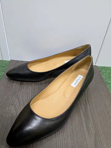 UNITED ARROWS 블랙 가죽 스틸레토 신발