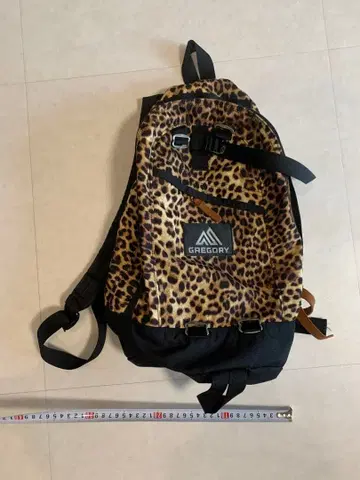 GREGORY 백팩 레오파드