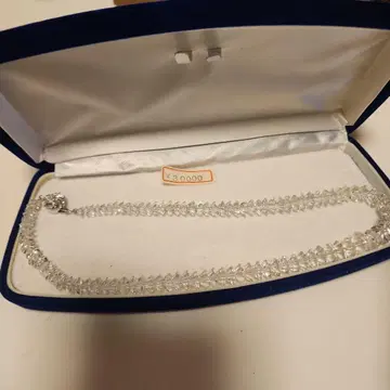 수정 목걸이 클리어
