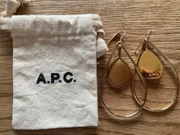 A.P.C. 골드 드롭형 귀걸이