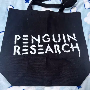 PENGUIN RESEARCH 토트백 결투