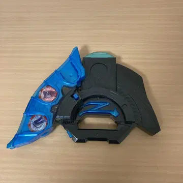 울트라맨 Z DX 제트라이저 본체 메달 2개