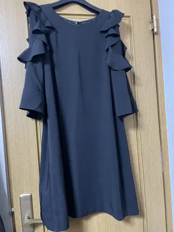 JILL STUART 블랙 프릴 소매 원피스 M
