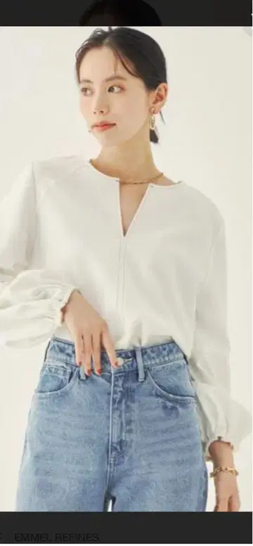 UNITED ARROWS 에멜 리파인 소매 벌룬 2WAY 블라우스